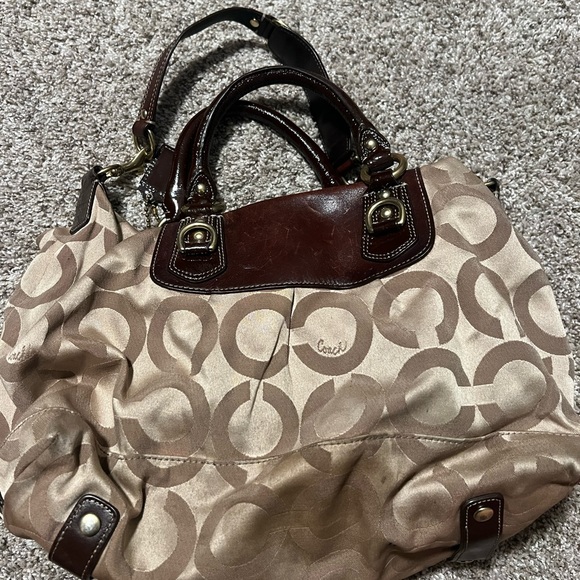 Coach Shoulder Bag - Picture 4 of 5